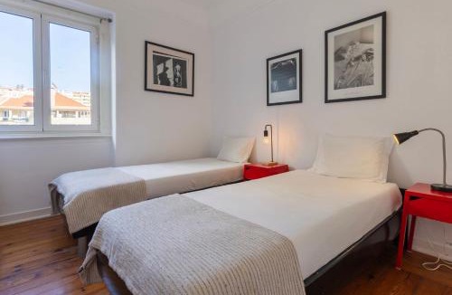 Santo Antonio Apartment | 2BDR Apt with Full Kitchen on Avenida da Liberdade