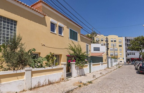 Costa de Caparica Apartment | 2BR Beachside Living by LovelyStay