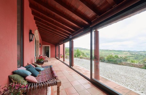 Sobral de Monte Agraco Villa | 2BR Farmhouse with Swimming Pool, By TimeCooler