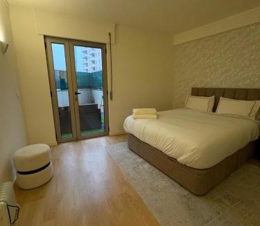 Lumiar Apartment | 2BR Retreat in Lumiar near airport w Patio