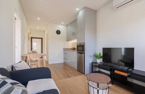 Maia Apartment | 3 Apartments with Swimming Pool by HostWise