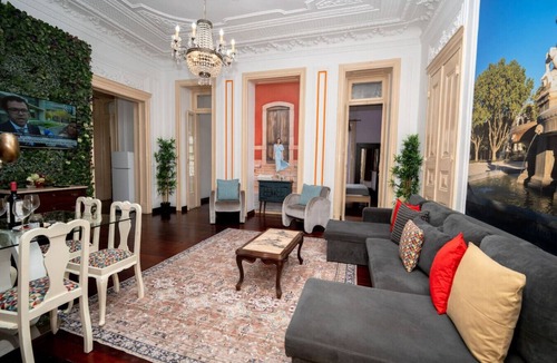Mouraria Apartment | 3-Bedroom 1-Living Room 2-Bathroom 2-Twin beds 2-Double beds 1-Sofabed Apartment