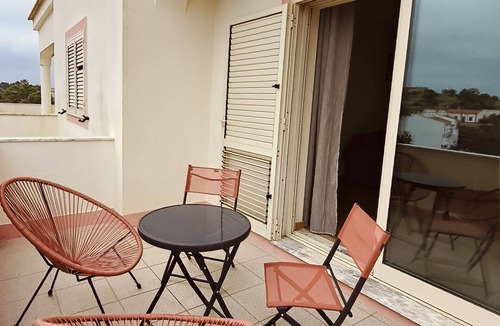 Poco Partido Apartment | 3 Bedroom apartment with shared pool near Carvoeiro