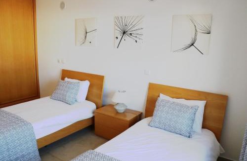Lagos Apartment | 3-Bedroom Apartment with Pool Gym & Jacuzzi