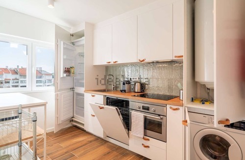 Cascais Condo | 3 bedrooms Modern Renovated Apartment - 5min from the Sea & Cascais City Center