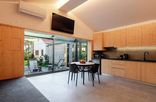 Viana do Castelo House | 3 Modern Studios with Sunlit Deck by HostWise