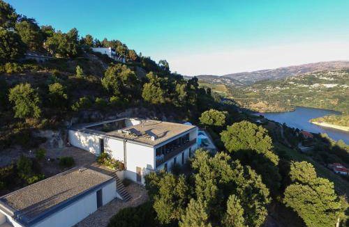 Baiao Bed & Breakfast | 30 m² Bed and breakfast ∙ 4 bedrooms ∙ 8 guests