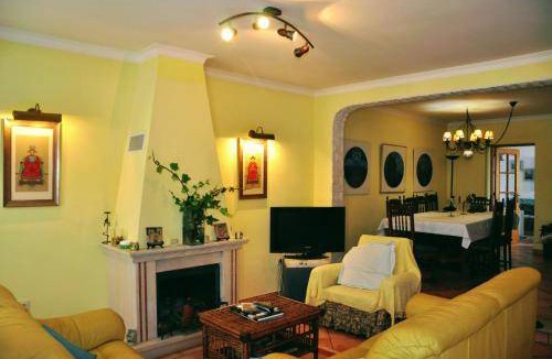 Santiago do Cacem House | 300 m² House ∙ 4 bedrooms ∙ 8 guests