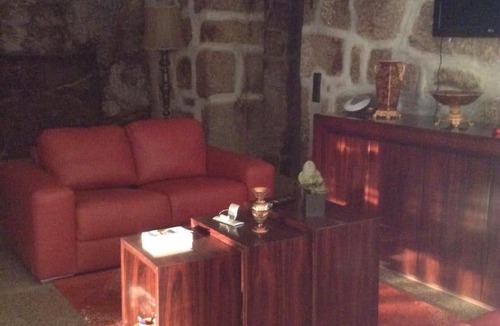 Penafiel House | 300 m² House ∙ 4 bedrooms ∙ 4 guests