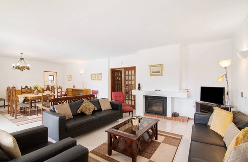 Alporchinhos Villa | 300 m² Villa ∙ 5 bedrooms ∙ 10 guests