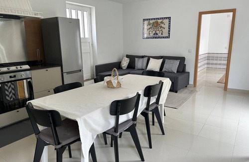 Apulia Ski Chalet | 300m by Apúlia Beach&Terrace