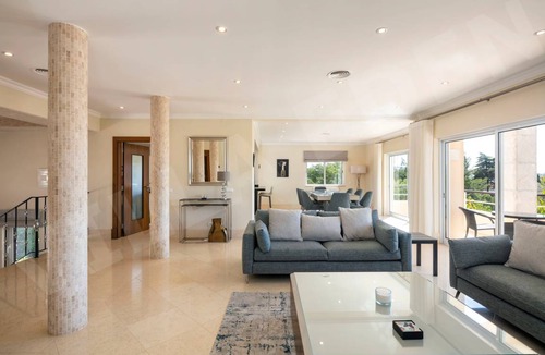 Mato Serrao Villa | 310 m² Villa ∙ 4 bedrooms ∙ 8 guests