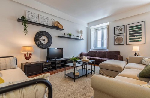 Principe Real Apartment | 32 -Lovely 2 bedroom Apt in Principe Real