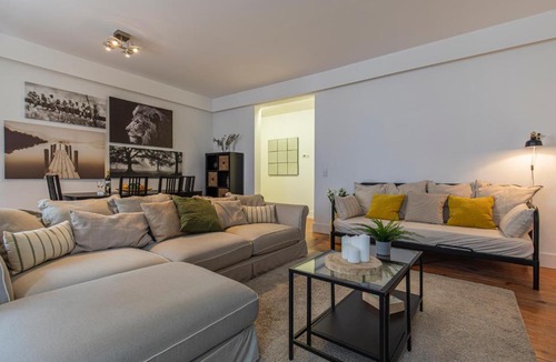 Principe Real Apartment | 32 -Lovely 2 bedroom Apt in Principe Real