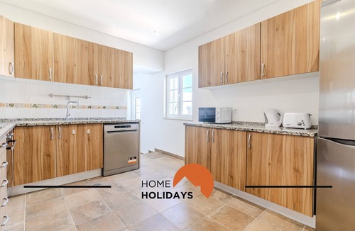 Sesmarias Ski Chalet | #331 Casa Chico Rita by Home Holidays