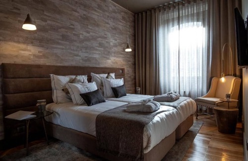 Setubal House | 34 Guest House