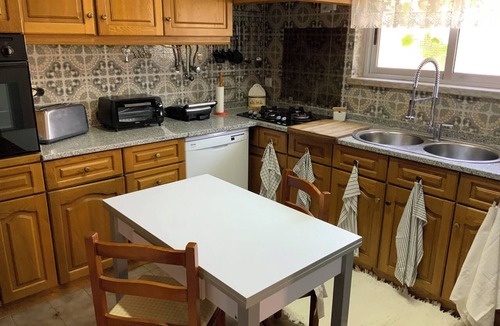 Barrio Santana House | 340 m2 Romantic Portugal independent house 5 min. from the sand beach and ocean.