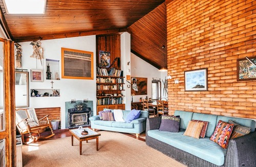 Galamares House | 400 m² House ∙ 5 bedrooms ∙ 9 guests
