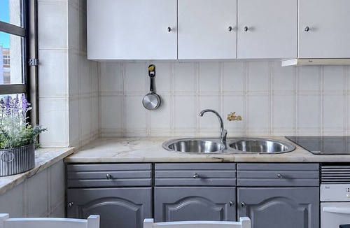 Olhos D'Agua Apartment | #411 Sunny 1-Bedroom Apartment Near the Beach