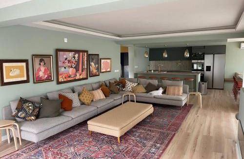 Barcarena Villa | 450 m² Villa ∙ 1 bedroom ∙ 16 guests