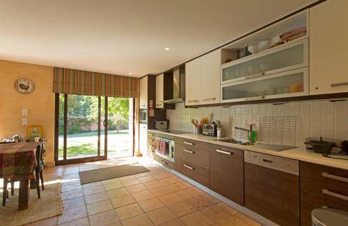 Beijos House | 500 m² House ∙ 5 bedrooms ∙ 14 guests