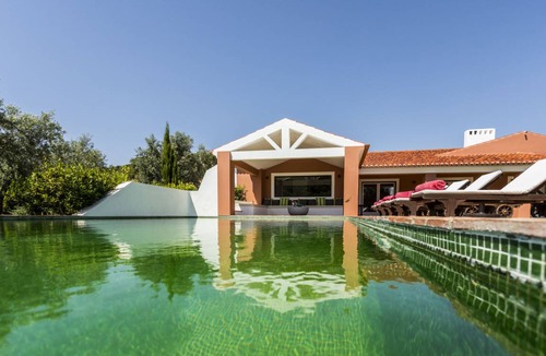 Grandola Villa | 600 m² Villa ∙ 7 bedrooms ∙ 14 guests