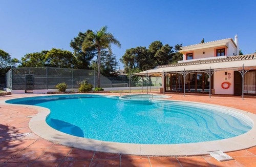 Vale de Centianes House | 625 m² House ∙ 8 bedrooms ∙ 16 guests