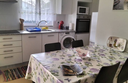 Oliveira De Azemeis House | 65 m² House ∙ 3 bedrooms ∙ 7 guests