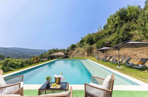 Rossas House | 7 Suites & Pool, Geres Gateway - Portugal Active