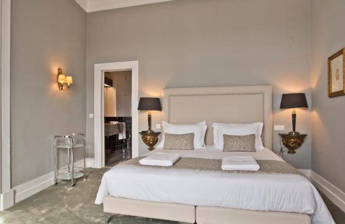 Avis House | 740 m² Farmhouse ∙ 7 bedrooms ∙ 30 guests