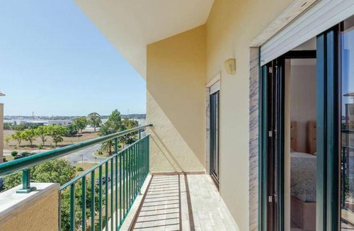 Carvoeira Apartment | 80 m² Apartment ∙ 2 bedrooms ∙ 5 guests
