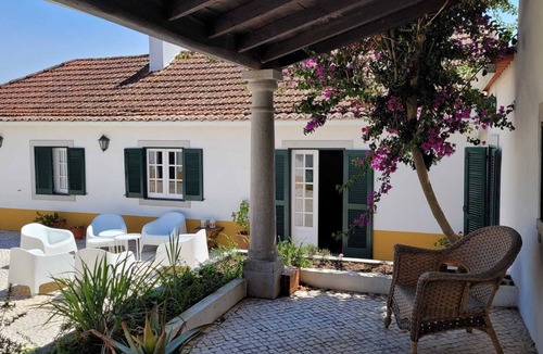 Lourinha Villa | 9 min. from the beaches of the Silver Coast, charming quinta 5 bedrooms + pool