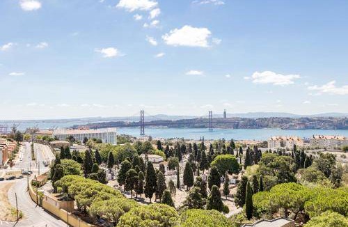 Caselas Apartment | 90 m² Apartment ∙ 2 bedrooms ∙ 4 guests