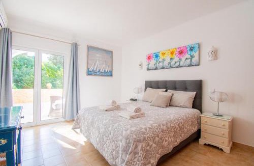 Areias Dos Moinhos House | 99 ADM Casa Mendes - Fabulous townhouse