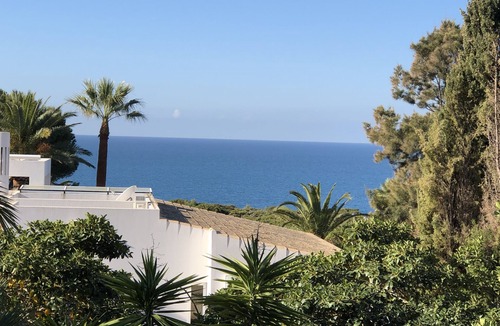 Carvoeiro House | A Caribbean vibe on the picturesque rocky Algarve coast, housekeeping service, heated saltwater pool
