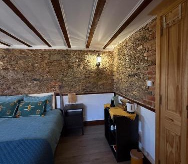 Sao Martinho da Cortica Bed & Breakfast | A Casa Amarela Guest room