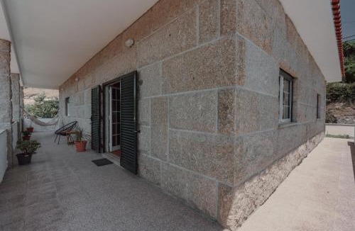 Baiao Apartment | A Casa do Pereira by LovelyStay