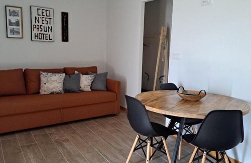 Meda House | A Casinha - By Marketignite