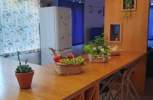 Tavarede House | A century-old house with a garden and a barbecue! Close to the beach and the city
