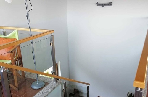 Vale de Cambra House | A charming, restored house on 10,000 square meters of land with a small stream