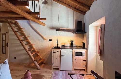 Castelo de Vide Apartment | A home you'll want to stay in, with a terrace overlooking the mountains and the village