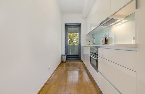 Telheiro Apartment | A quality apartment in a superb location.