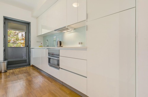 Telheiro Apartment | A quality apartment in a superb location.