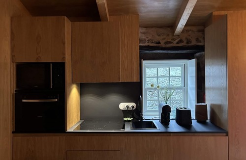 Covilha Apartment | A spacious two-bedroom accommodation unit of 50 m2