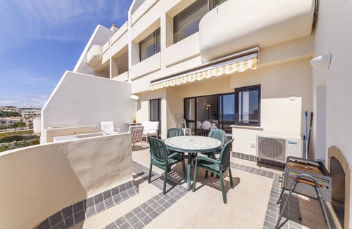 Porto de Mos Apartment | A08- Magnolia Sea View Apartment