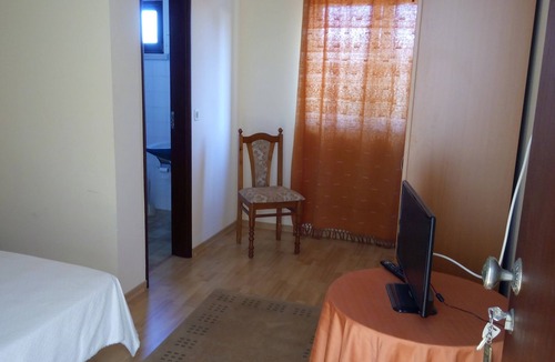Pombal Hostel | Accommodation in the Center of Portugal - Room II