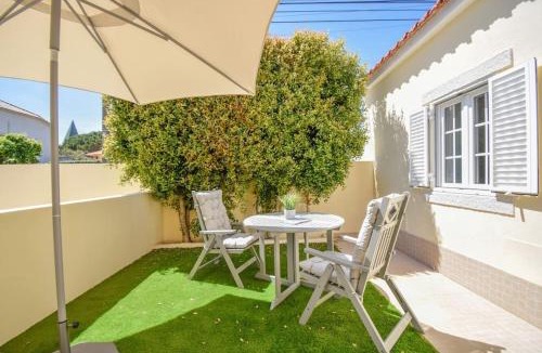 Parede Apartment | Acolhedor Apartamento de 1 Quarto com Terraço