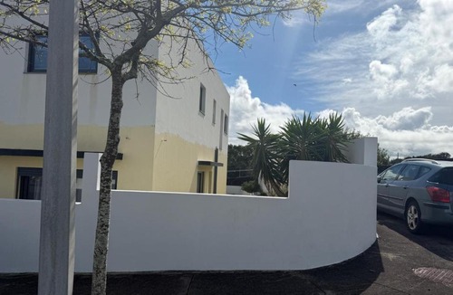 Capelas House | Acolhimento Atlântico
