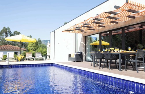 Arcozelo House | Agra Country House with Pool by Portugal Active