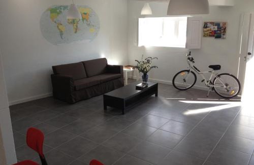 Maia Hostel | AirPorto Hostel